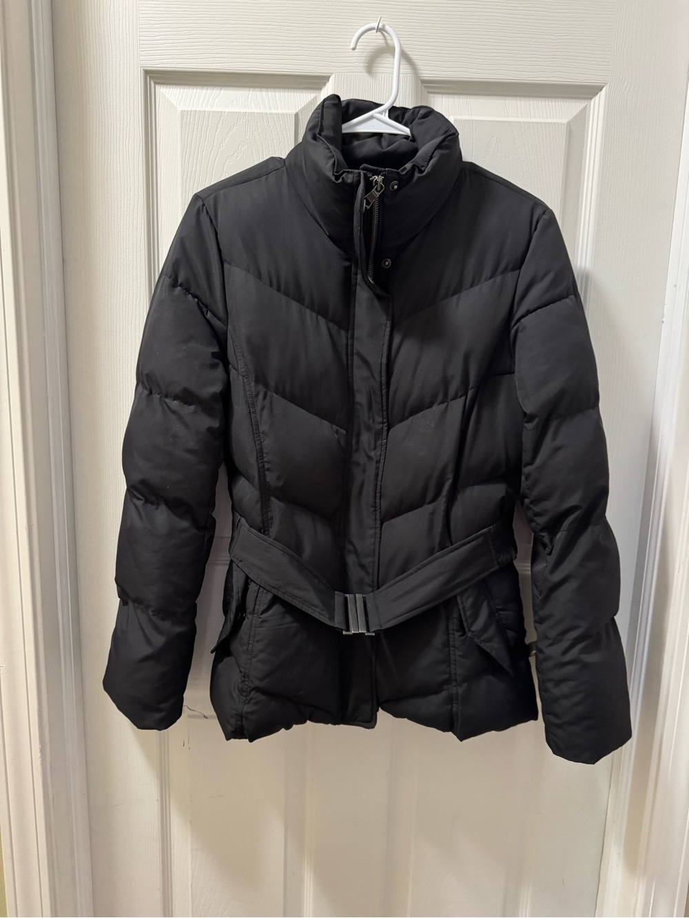 Banana Republic Short Puffer Coat Size Medium